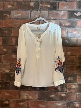 Ariat White Tie-Front Blouse with Multicolor Embroidered Sleeves